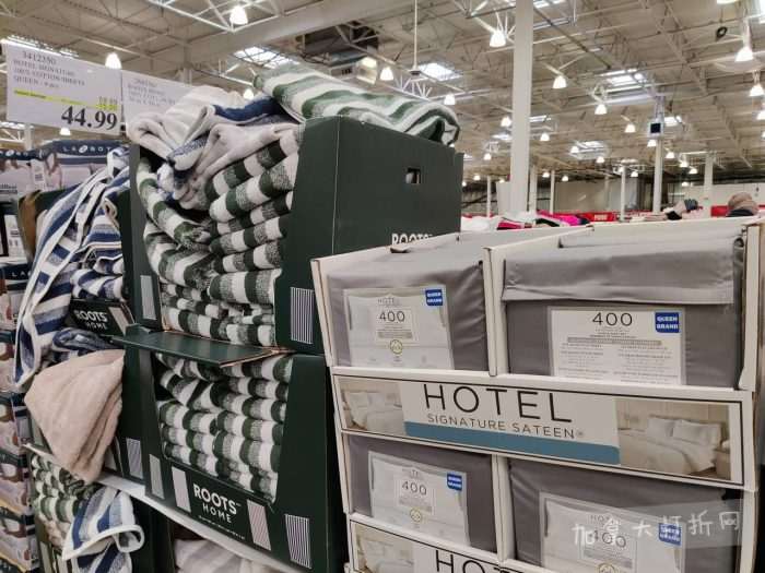 独家！【加东版】Costco店内实拍，有效期至1月25日！美的豆浆机.99、虎头衫.99、冰酒.99、雪肌精保湿.99、空气炸锅.99、吸顶灯.99、大白兔奶糖.99、蘑菇干.99！