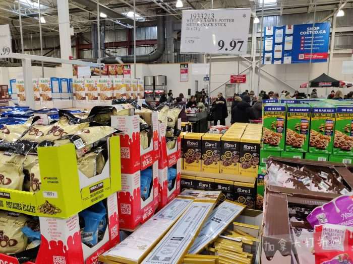 独家！【加东版】Costco店内实拍，有效期至1月25日！美的豆浆机.99、虎头衫.99、冰酒.99、雪肌精保湿.99、空气炸锅.99、吸顶灯.99、大白兔奶糖.99、蘑菇干.99！