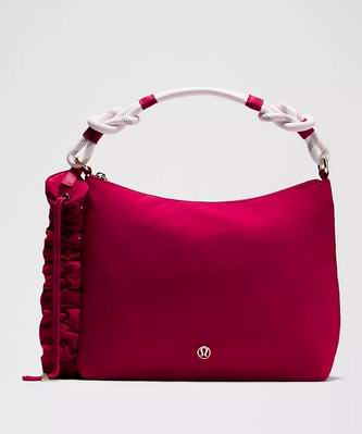 lululemon季末大促，精选时尚运动服饰3折起！入瑜伽垫、羽绒服、腋下包、托特包！