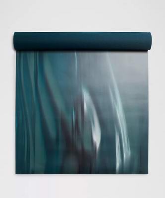 lululemon季末大促，精选时尚运动服饰3折起！入瑜伽垫、羽绒服、腋下包、托特包！