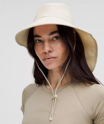 lululemon季末大促，精选时尚运动服饰3折起！入瑜伽垫、羽绒服、腋下包、托特包！