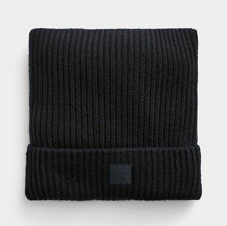 Simons设计师品牌服饰2折起!封面珍珠项链9.95、Jacquemus羊毛围巾9.95、Ganni羊毛衫9.95、Max Mara羊毛衣9.95