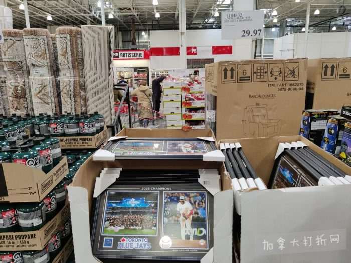 独家！【加东版】Costco店内实拍，有效期至2月1日！全脂奶粉.99、偏光太阳镜.97、青口.99、春卷.99、CK牛仔裤.97、增强免疫棒棒糖.99、血压计.99、保险柜9.99！