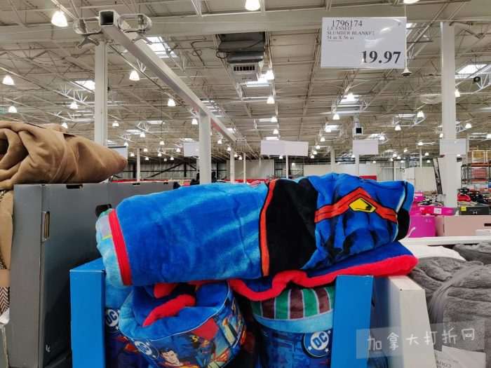 独家！【加东版】Costco店内实拍，有效期至2月1日！全脂奶粉.99、偏光太阳镜.97、青口.99、春卷.99、CK牛仔裤.97、增强免疫棒棒糖.99、血压计.99、保险柜9.99！