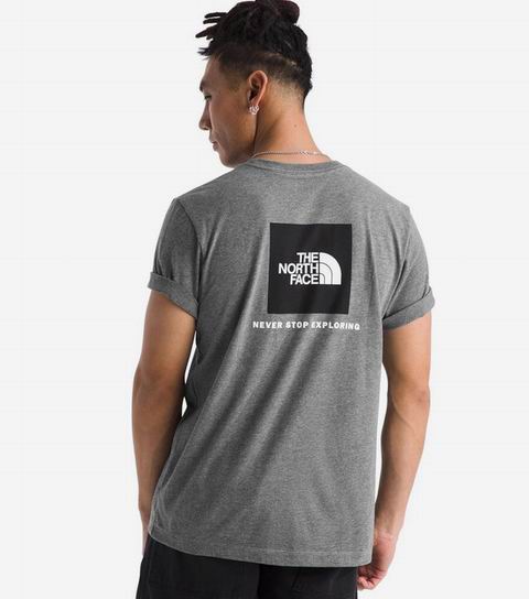  The North Face 男式短袖T恤 23.85加元（官网原价 39.99加元）