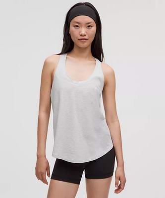 lululemon季末大促，精选时尚运动服饰3折起！入瑜伽裤、运动夹克、羽绒服、腋下包！