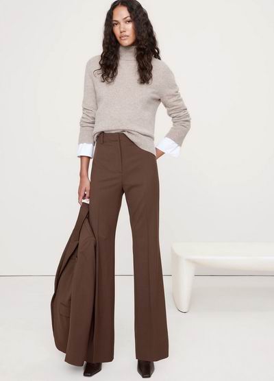 白菜价!Banana Republic 折扣区服饰4折起+额外8折:羊毛混纺T恤 23.99加元、衬衫 31.99加元、羊毛混纺高领T恤 39.99加元