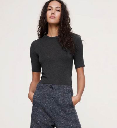 白菜价!Banana Republic 折扣区服饰4折起+额外8折:羊毛混纺T恤 23.99加元、衬衫 31.99加元、羊毛混纺高领T恤 39.99加元