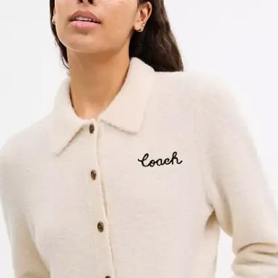 白菜速抢！Coach Outlet马年闪购，全场2.5折起+额外8折！抢羊毛手套、羊毛围巾、托特包8、相机包9、羽绒服2！