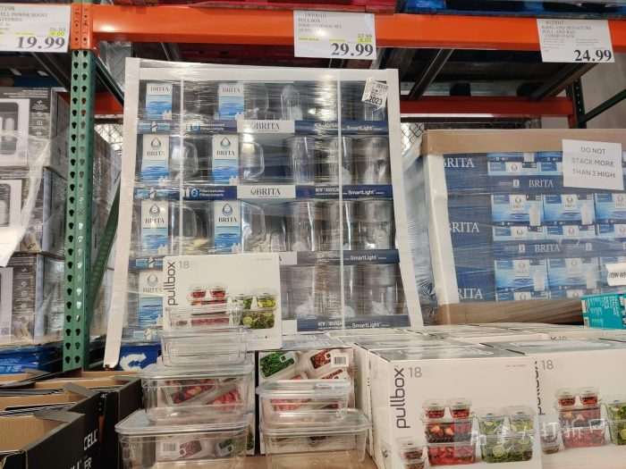 独家！【加东版】Costco店内实拍，有效期至2月8日！iPhone月供https://www.canadadz.com/wp-content/uploads/2026/02/2026020220151433-700x525.jpg、招财银柳.99、冰柜.99、海鲈鱼.99、阿迪鞋.97、加拿大队服.97、迷你香肠.99、午餐肉.99！