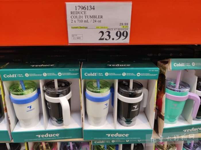 独家！【加东版】Costco店内实拍，有效期至2月8日！iPhone月供https://www.canadadz.com/wp-content/uploads/2026/02/2026020220180687-700x525.jpg、招财银柳.99、冰柜.99、海鲈鱼.99、阿迪鞋.97、加拿大队服.97、迷你香肠.99、午餐肉.99！