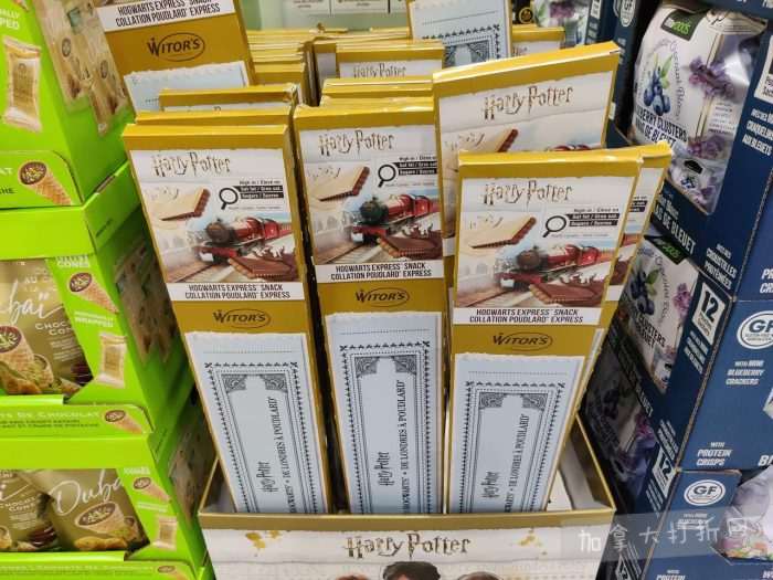 独家！【加东版】Costco店内实拍，有效期至2月8日！iPhone月供https://www.canadadz.com/wp-content/uploads/2026/02/2026020220261772-700x525.jpg、招财银柳.99、冰柜.99、海鲈鱼.99、阿迪鞋.97、加拿大队服.97、迷你香肠.99、午餐肉.99！