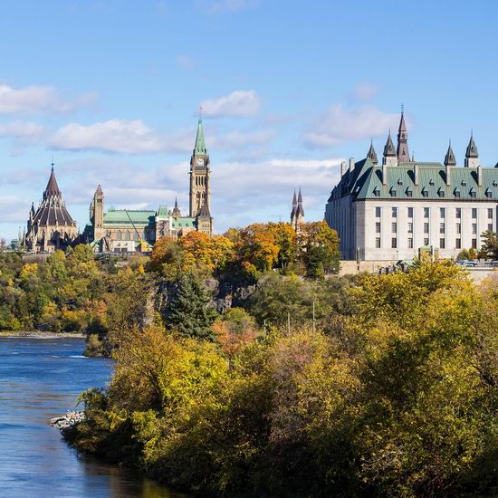 加拿大最宜居大城市出炉，安省这座城市逆袭击败温哥华！