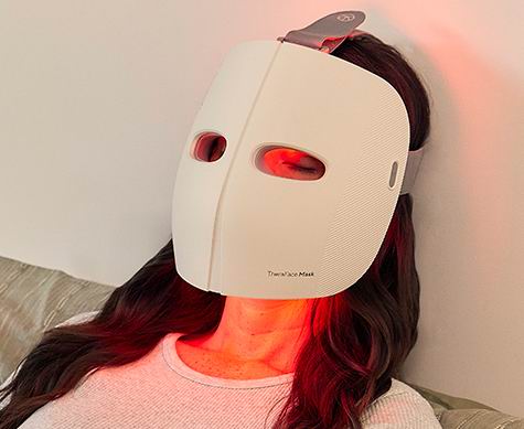 TheraFace LED 红光/红外光/蓝光三重光疗面膜仪 带振动按摩功能 699.98加元(原价 799加元)