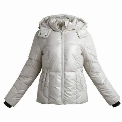 超级白菜！Reebok 锐步成人儿童服饰1.4折起清仓！抢夹克、防寒服！