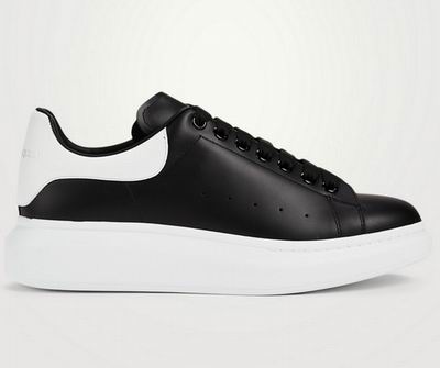 HR设计师时尚鞋靴3折起:SW蛇纹踝靴8、STAUD长靴8、PAJAR雪地靴1、麦昆小白鞋9!