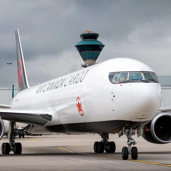 加航杀疯了！仅需$258就能飞回国，往返只要$608！