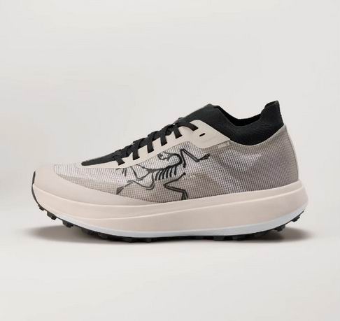 Arc'teryx Sylan Pro Trail 女式越野跑鞋 134.4加元（原价 240加元，6.5/8.5码）