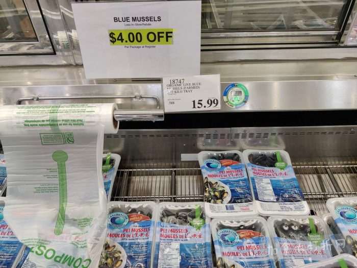 独家！【加东版】Costco店内实拍，有效期至3月8日！UGG毛毯19.99、鳕鱼片.99、奶油蜂蜜.49、枕头2件.99、TOTO马桶盖9.99、配方奶粉.99、手袋.99、猪排骨减！