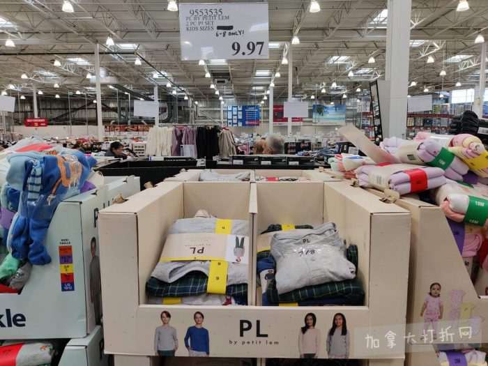 独家！【加东版】Costco店内实拍，有效期至3月8日！UGG毛毯19.99、鳕鱼片.99、奶油蜂蜜.49、枕头2件.99、TOTO马桶盖9.99、配方奶粉.99、手袋.99、猪排骨减！