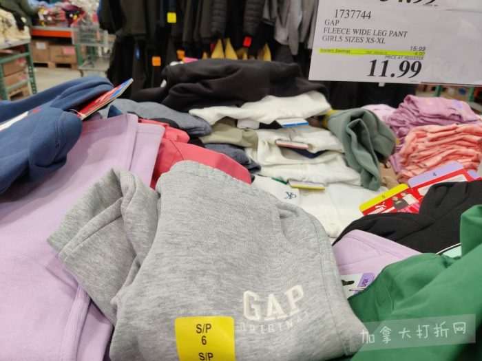 独家！【加东版】Costco店内实拍，有效期至3月8日！UGG毛毯19.99、鳕鱼片.99、奶油蜂蜜.49、枕头2件.99、TOTO马桶盖9.99、配方奶粉.99、手袋.99、猪排骨减！