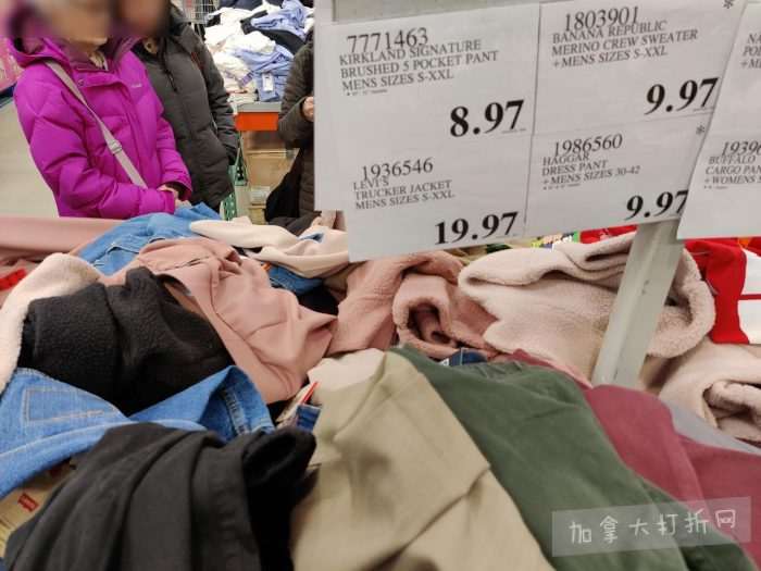 独家！【加东版】Costco店内实拍，有效期至3月8日！UGG毛毯19.99、鳕鱼片.99、奶油蜂蜜.49、枕头2件.99、TOTO马桶盖9.99、配方奶粉.99、手袋.99、猪排骨减！