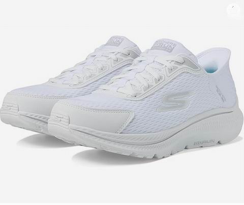  Skechers 女士 Go Run Consistent 2.0 Endure 免提式一脚蹬运动鞋 55加元（原价 109.29加元）！2色可选