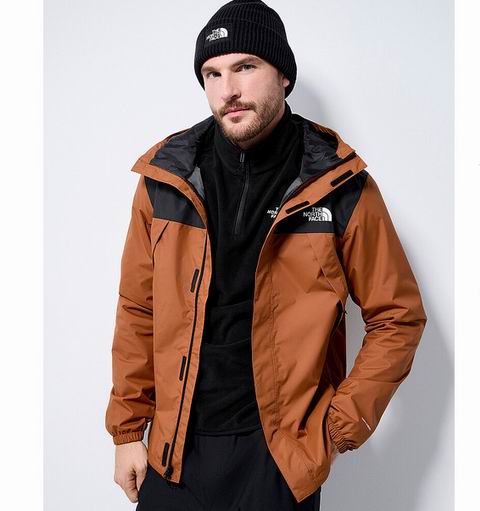 白菜价！Simons男式服饰、鞋靴2.2折起：封面款北面夹克99.95加元 、BOSS内裤3件套 39.95加元、北面550蓬松度鹅绒背心119.95加元