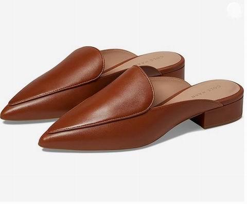  Cole Haan 女式 Piper 穆勒鞋 63.47加元（原价 140.38加元，8.5码）