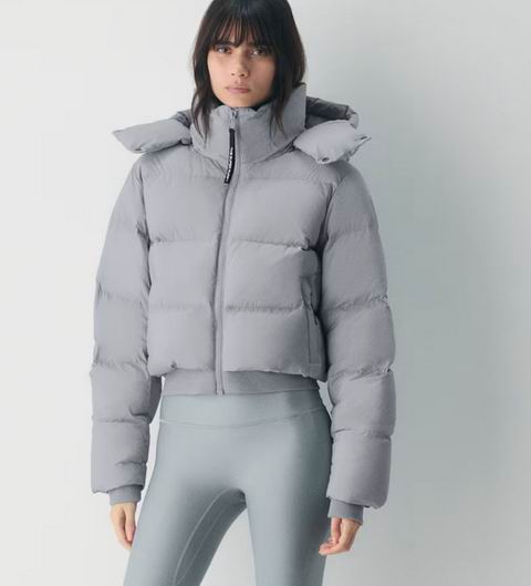 Aritzia精选冬季服饰 5折起！Super Puff 羽绒服 223.5加元、羊绒毛衣 113.99加元