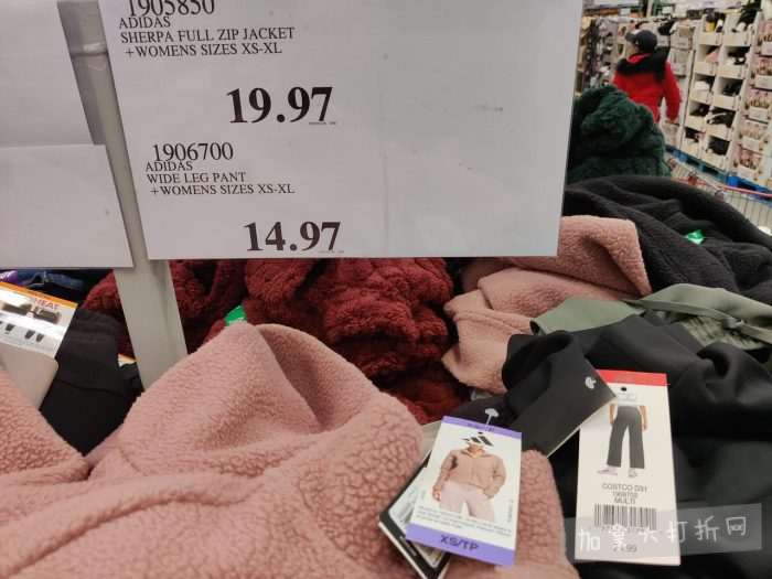 独家！【加东版】Costco店内实拍，有效期至3月15日！免费薅iPhone 16、麦芦卡蜂蜜.99、蜂蜜干果.99、烟熏三文鱼粒.99、燕麦保湿乳.99、毛毛外套.97、淋浴收纳架.99！