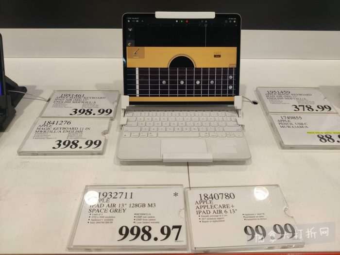 独家！【加东版】Costco店内实拍，有效期至3月22日！雅顿啵啵胶.99、虎头衫.97、冰糖梨.97、酸奶冰淇淋.99、蝴蝶虾.49、休闲鞋.97、水牙线.99、空气炸锅.97、大白兔奶糖.97！