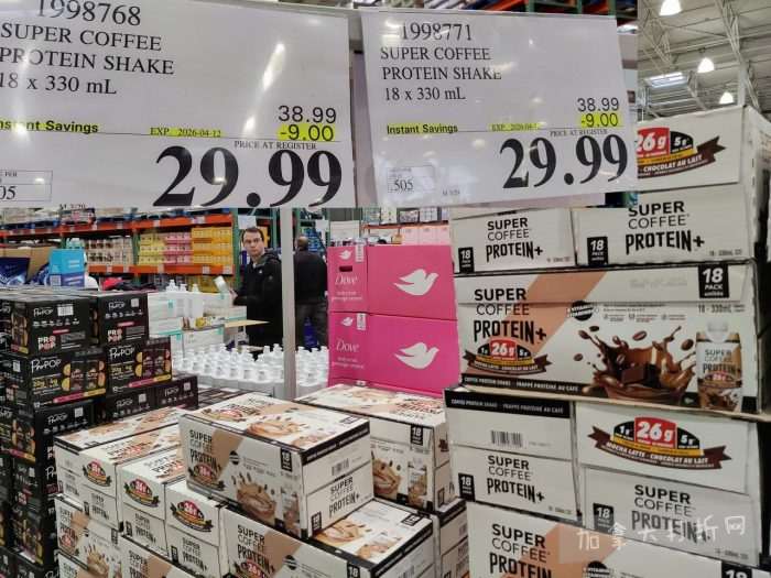 独家！【加东版】Costco店内实拍，有效期至3月22日！雅顿啵啵胶.99、虎头衫.97、冰糖梨.97、酸奶冰淇淋.99、蝴蝶虾.49、休闲鞋.97、水牙线.99、空气炸锅.97、大白兔奶糖.97！