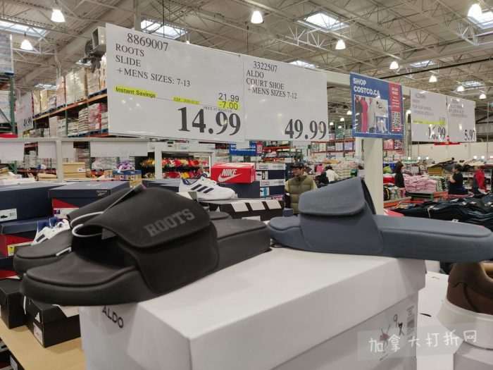 独家！【加东版】Costco店内实拍，有效期至3月22日！雅顿啵啵胶.99、虎头衫.97、冰糖梨.97、酸奶冰淇淋.99、蝴蝶虾.49、休闲鞋.97、水牙线.99、空气炸锅.97、大白兔奶糖.97！