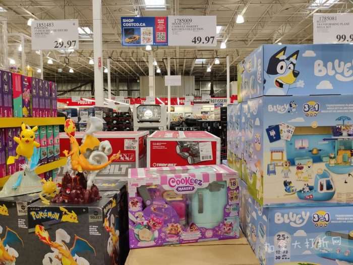 独家！【加东版】Costco店内实拍，有效期至3月22日！雅顿啵啵胶.99、虎头衫.97、冰糖梨.97、酸奶冰淇淋.99、蝴蝶虾.49、休闲鞋.97、水牙线.99、空气炸锅.97、大白兔奶糖.97！