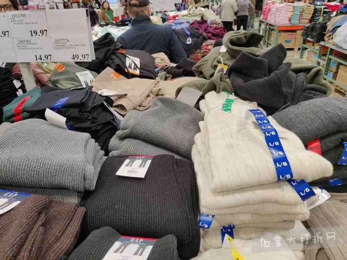 独家！【加东版】Costco店内实拍，有效期至3月22日！雅顿啵啵胶.99、虎头衫.97、冰糖梨.97、酸奶冰淇淋.99、蝴蝶虾.49、休闲鞋.97、水牙线.99、空气炸锅.97、大白兔奶糖.97！
