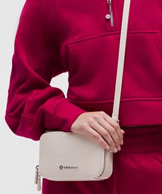 lululemon季末大促,精选时尚运动服饰3折起!入挎包、Define夹克、托特包!