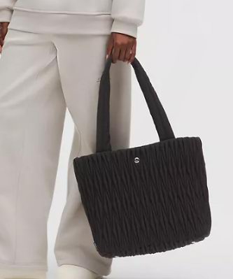 lululemon季末大促,精选时尚运动服饰3折起!入挎包、Define夹克、托特包!