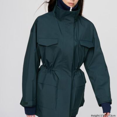 Uniqlo优衣库换季清仓，精选服饰3折起！抢凯蒂猫T恤.9、夹克.9、羽绒服.9！