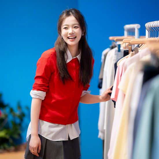 Uniqlo优衣库换季清仓,精选服饰3折起!抢凯蒂猫T恤$12.9、米菲兔卫衣$19.9、羽绒服$59.9!