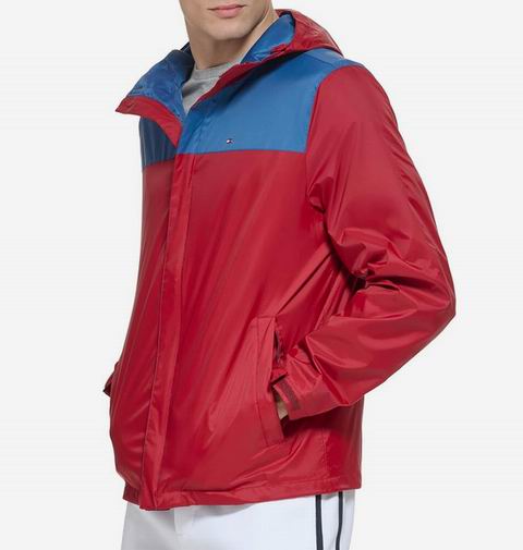  白菜价！Tommy Hilfiger 男士轻便防水透气连帽夹克（XL码） 36.61加元