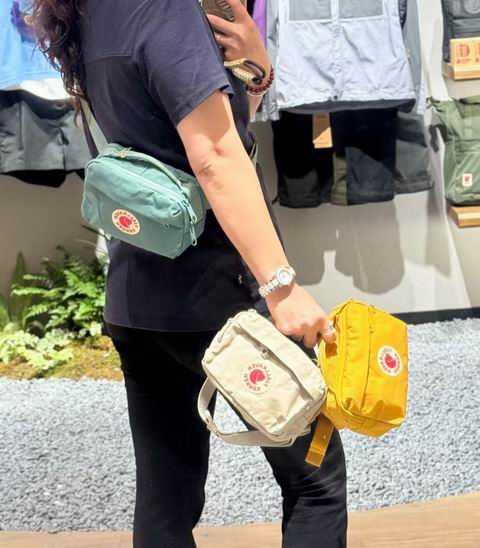 PRFO 精选户外服饰4折起!北极狐腰包.99、HH双面夹克.99、NB运动鞋.99、Sorel雪地靴.99