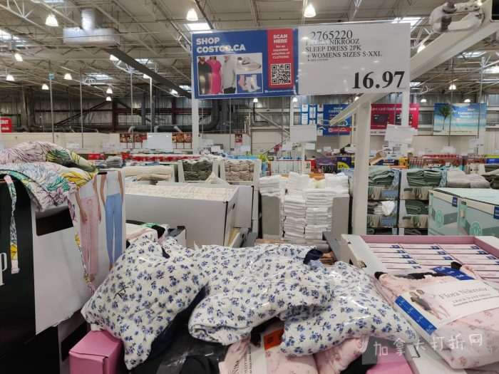 独家！【加东版】Costco店内实拍，有效期至3月29日！iPhone 17月供、大量服饰清仓、蛋白奶昔2.5折、火锅豆腐卷.99、三文鱼.99、行李箱.99、大红瓶.99、润喉糖.49！