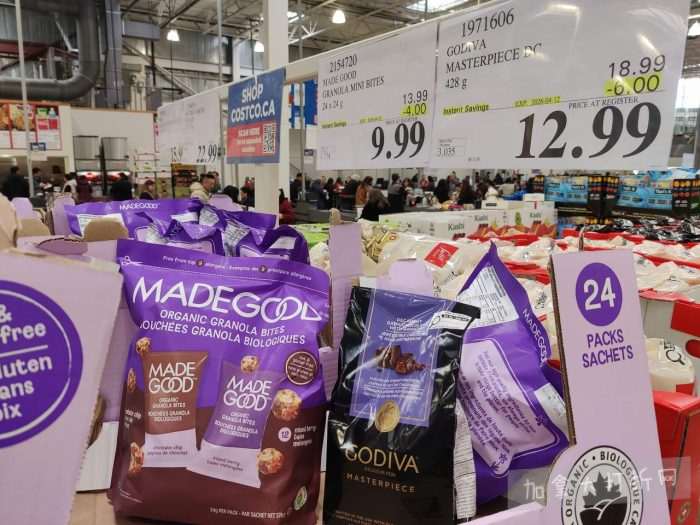 独家！【加东版】Costco店内实拍，有效期至3月29日！iPhone 17月供、大量服饰清仓、蛋白奶昔2.5折、火锅豆腐卷.99、三文鱼.99、行李箱.99、大红瓶.99、润喉糖.49！