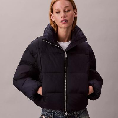 全场白菜！Calvin Klein闪购，精选男女服饰4折起+额外5折！入文胸.25、连衣裙.25、羊毛衫.7、防寒服.62