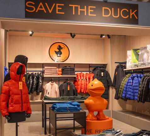 Save The Duck 意大利户外品牌服饰2折起！保暖夹克 78.94加元（原价 398加元）、人造毛夹克 84.94加元（原价 428加元）、派克大衣 318.97加元（原价 798加元）