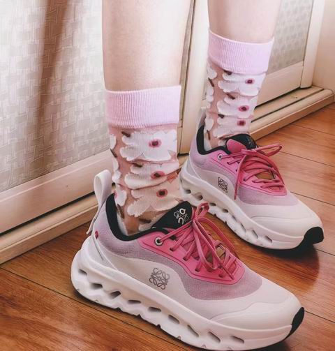 专业性能好又时髦好看！On 昂跑跑鞋 6.7折起！折后低至112.5加元