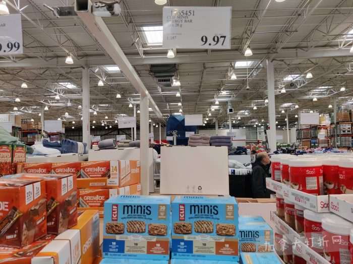 独家！【加东版】Costco店内实拍，有效期至4月26日！花卉市场开放、Nike运动鞋.97、加拿大夹克.99、雀巢冰淇淋.99、脆皮鸡翅.99、FIFA足球套装.99、暖炉滤网.99！