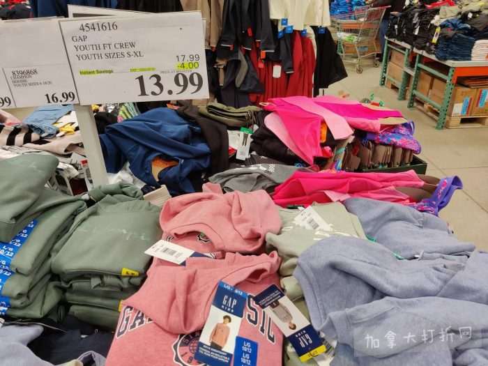 独家！【加东版】Costco店内实拍，有效期至5月3日！雅顿面霜.99、蜂蜜干果.49、花园水管.99、澳洲羊腿减、果树.99、可丽饼蛋糕.99、燕麦保湿乳.99、苹果汁.49！