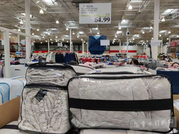 独家！【加东版】Costco店内实拍，有效期至5月3日！雅顿面霜.99、蜂蜜干果.49、花园水管.99、澳洲羊腿减、果树.99、可丽饼蛋糕.99、燕麦保湿乳.99、苹果汁.49！